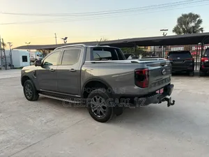 Ford Ranger Wildtrak 2023 Gray