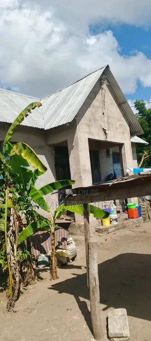 4bdrm Bungalow in Nyumbaon, Temeke for sale
