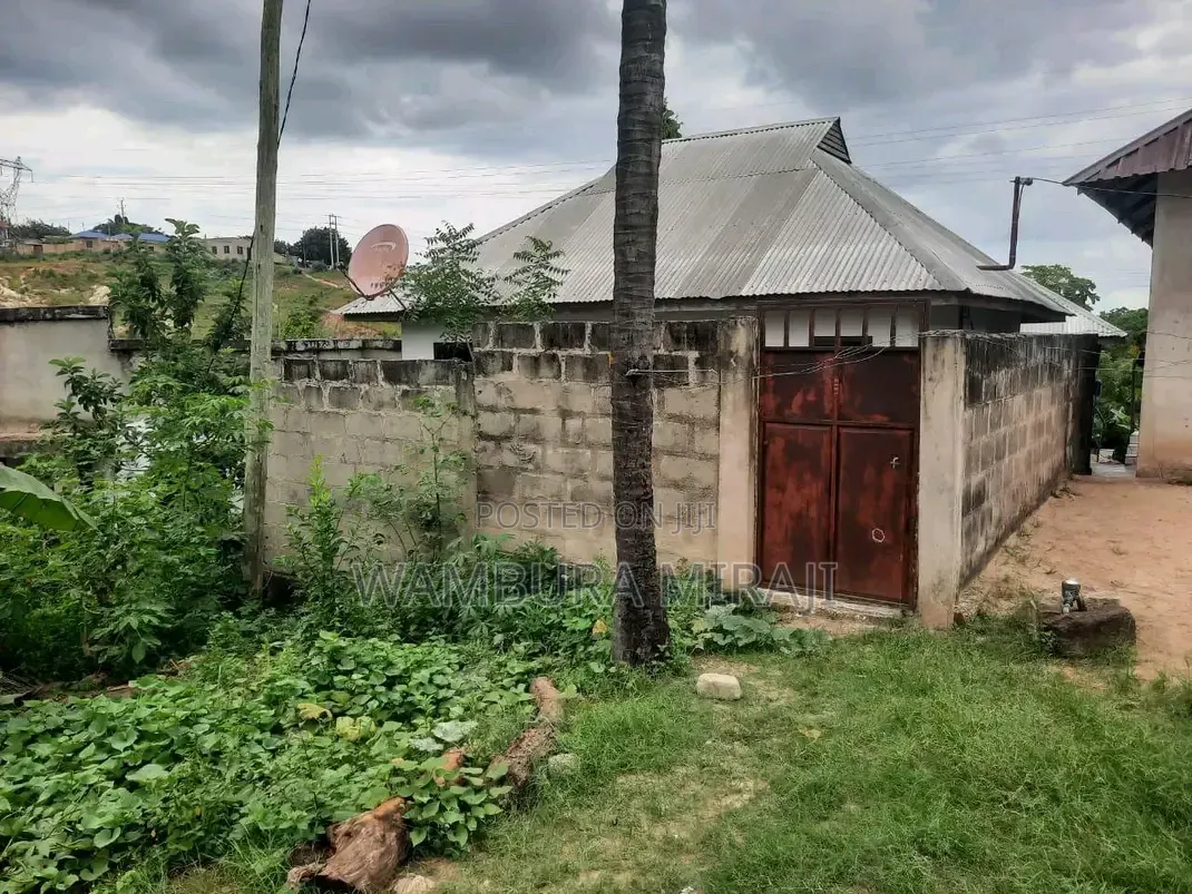 4bdrm Bungalow in Nyumbaon, Temeke for sale