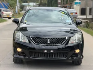 Toyota Crown 2010 Black