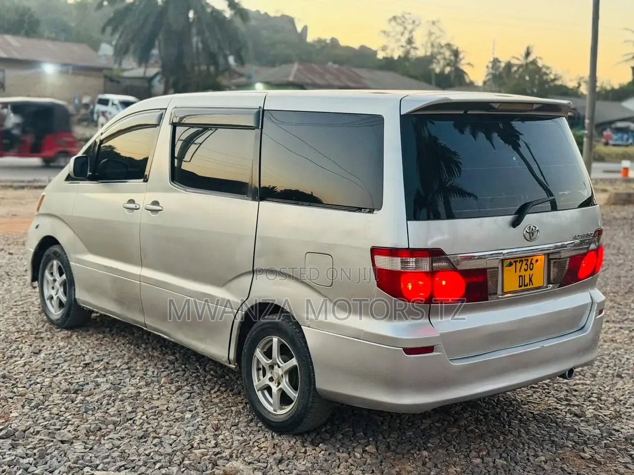 Toyota Alphard 2004 Silver
