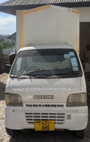 Suzuki Super Carry 2001 White