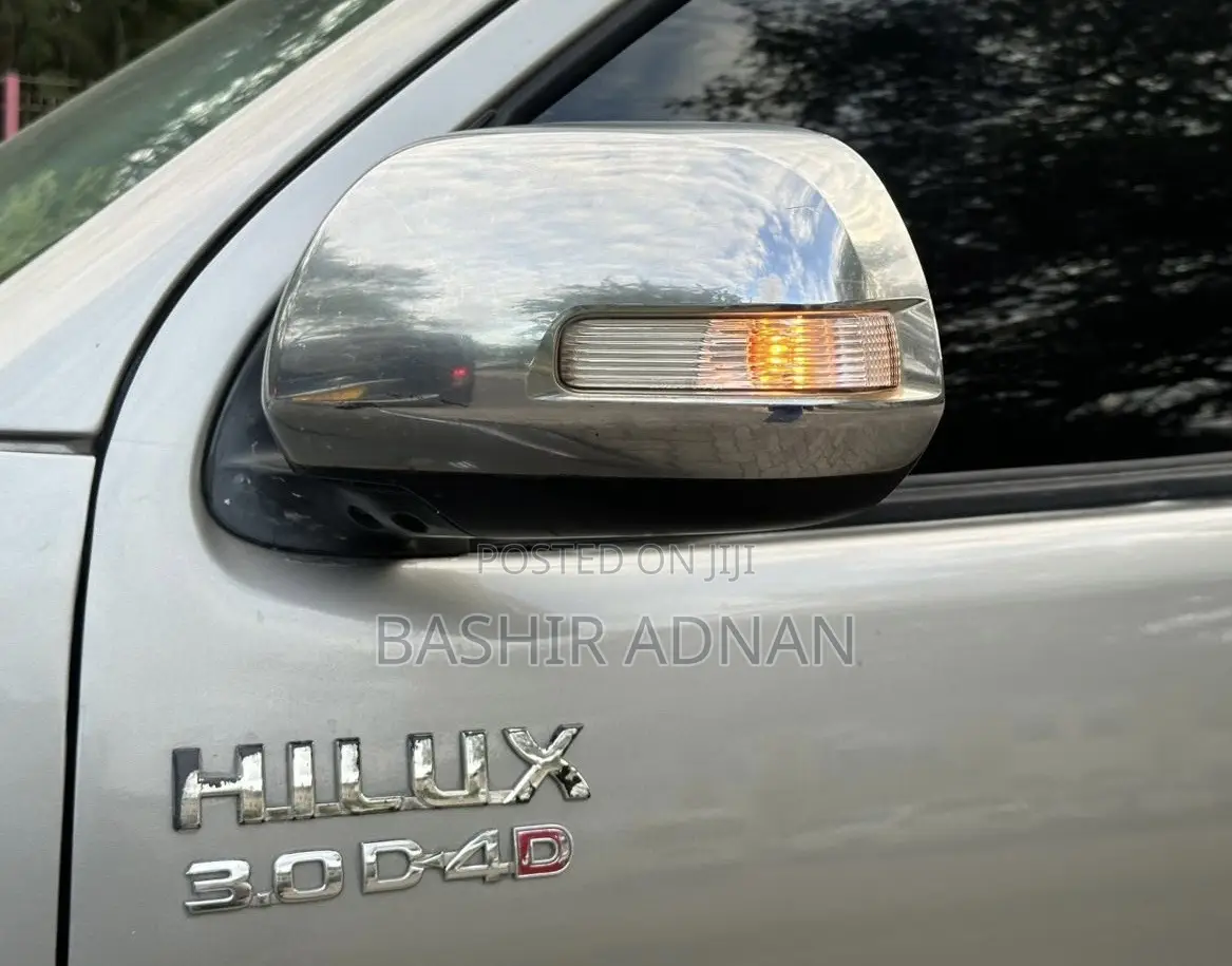Toyota Hilux 2015 Gray