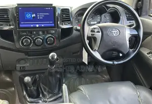 Toyota Hilux 2015 Gray