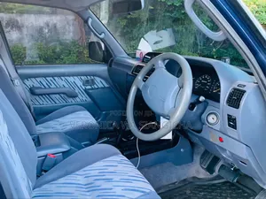 Toyota Land Cruiser Prado 2006 Blue