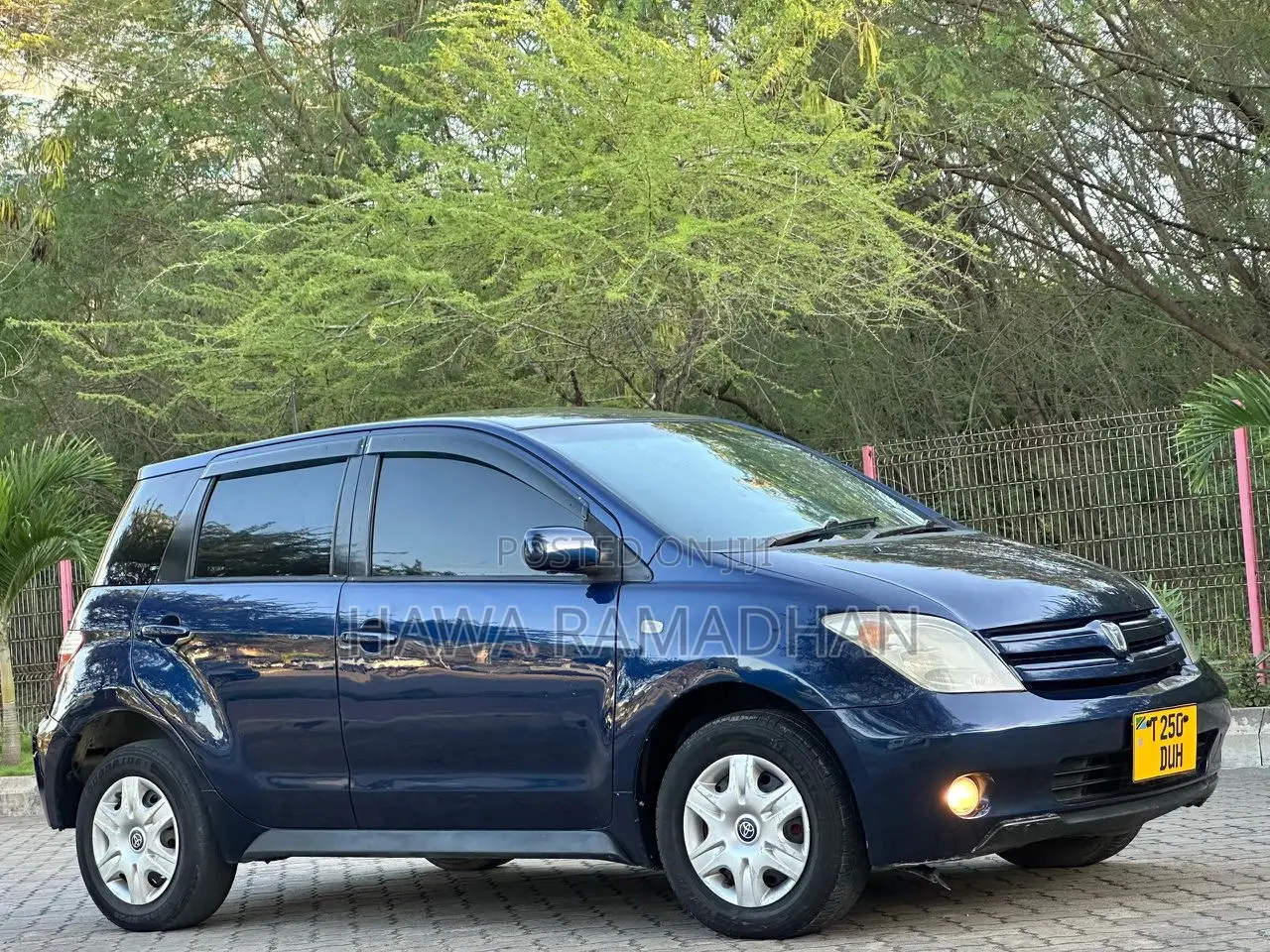 Toyota IST 2004 Blue