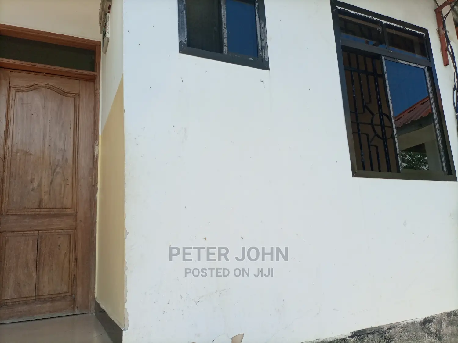 Chumba,Sebule Na Choo Ndani