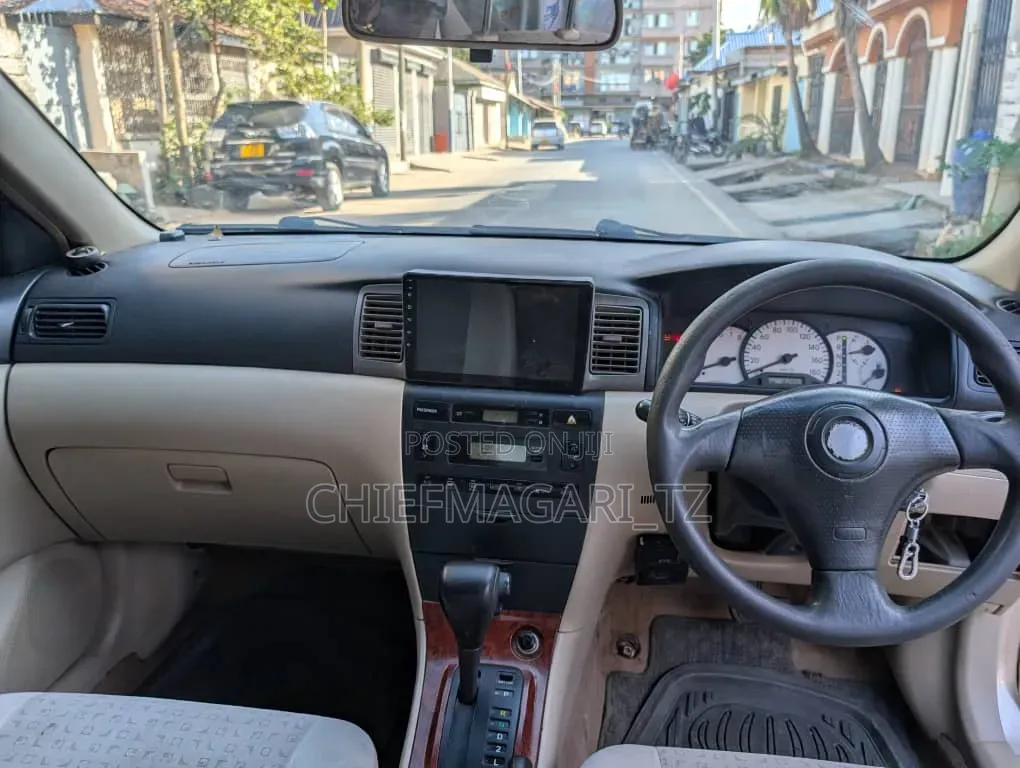 Toyota Corolla RunX 2005 Beige