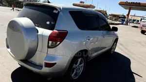 Toyota RAV4 2.4 2005 Silver