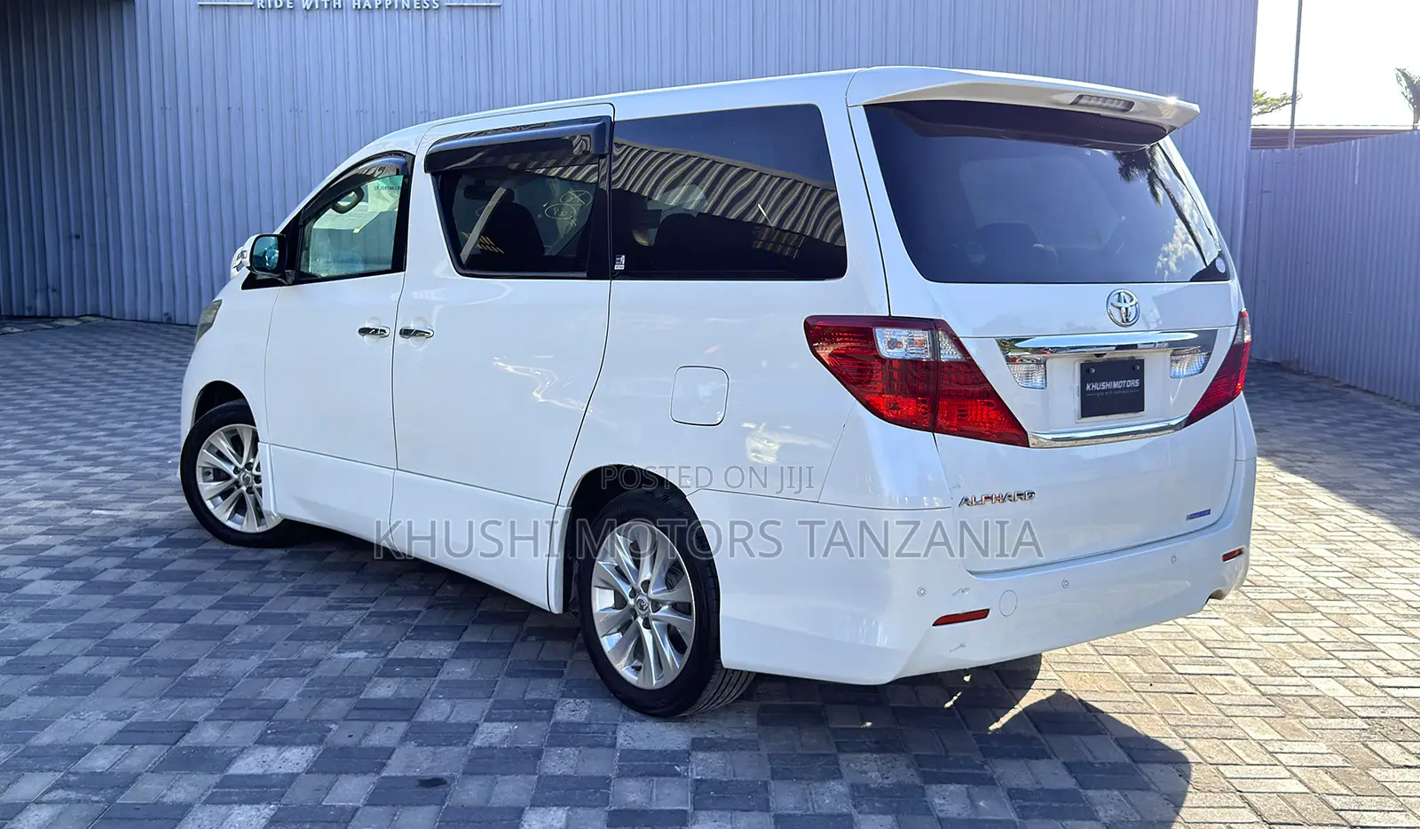 Toyota Alphard 2009 White
