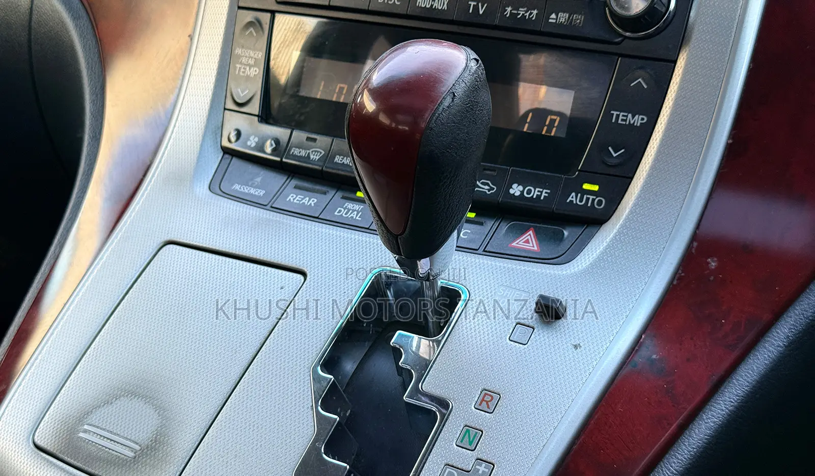 Toyota Alphard 2009 White