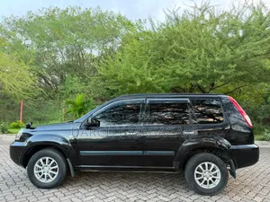 Nissan X-Trail 2005 Black
