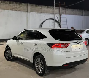 Toyota Harrier 2016 White