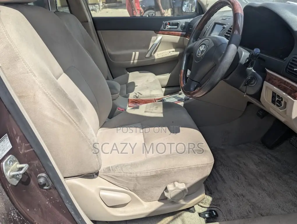 Toyota Premio 2004 Maroon