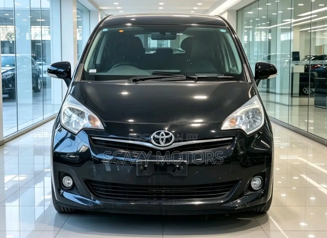 Toyota Ractis 2013 Black
