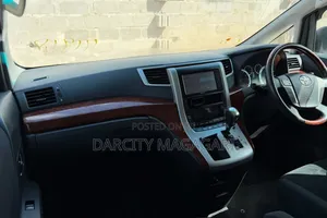 Toyota Alphard 2009 White