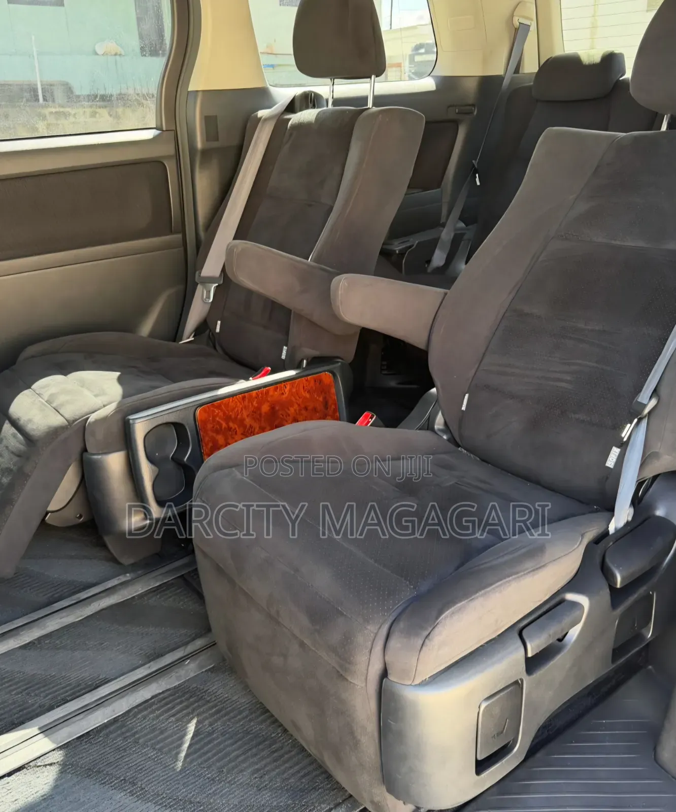 Toyota Alphard 2009 White