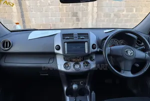 Toyota RAV4 2006 White