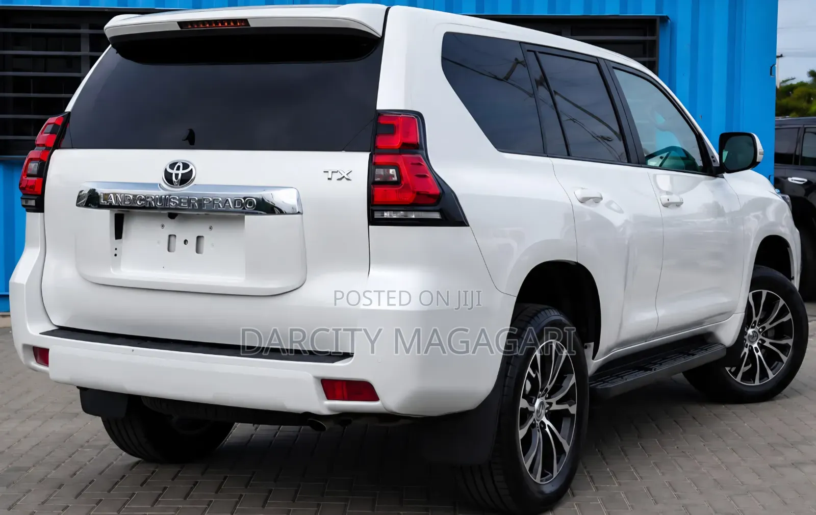 Toyota Land Cruiser Prado 2019 White