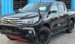 Toyota Hilux 2018 Black