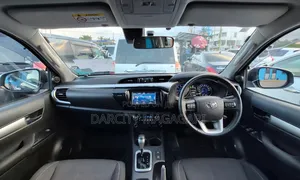 Toyota Hilux 2018 Black