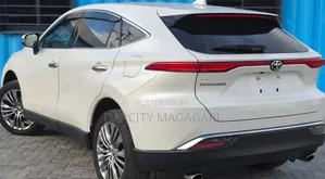Toyota Harrier 2021 White