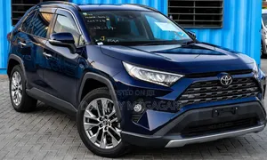Toyota RAV4 2021 Blue