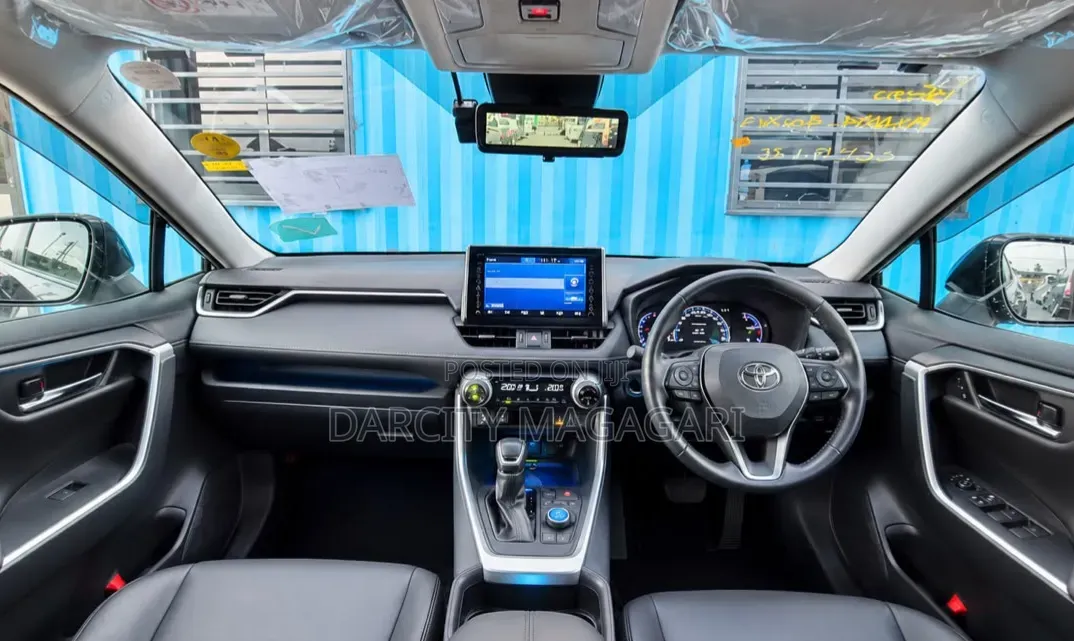 Toyota RAV4 2021 Blue