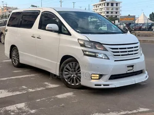 Toyota Alphard 2011 White