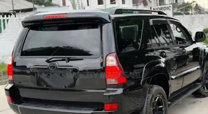 Toyota Hilux Surf 2008 Black