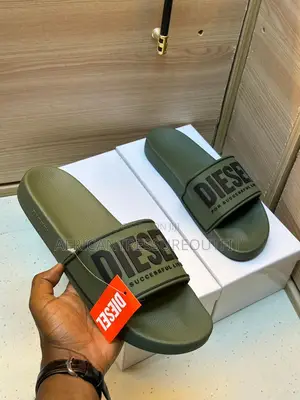 Diesel Sa-Mayemi Slides 3d Logo