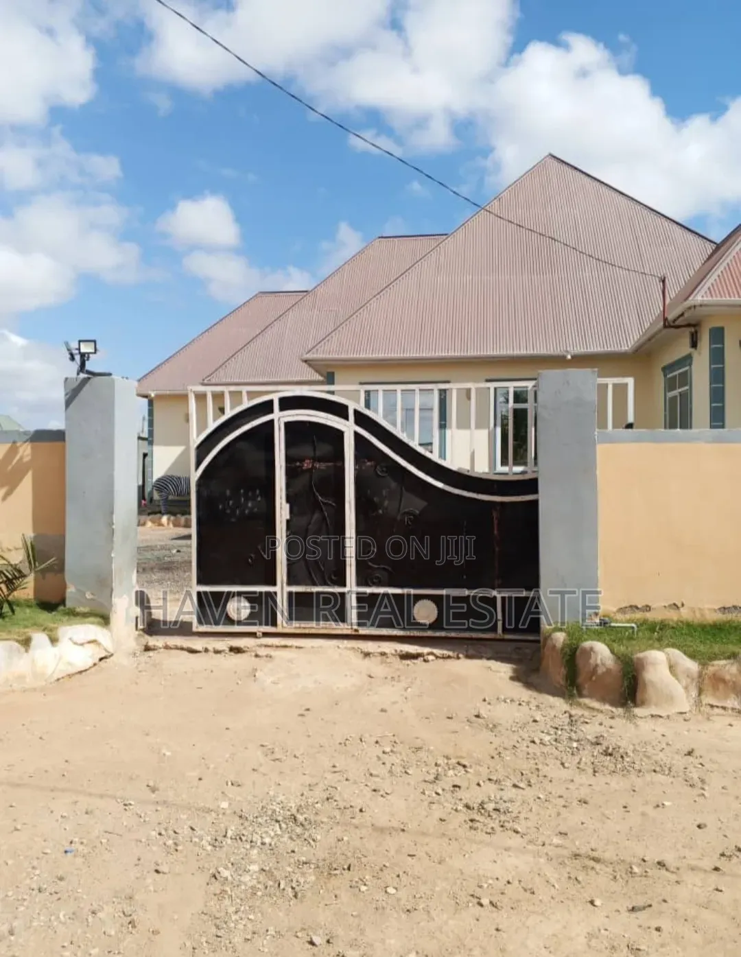 3bdrm House in Bahi for sale