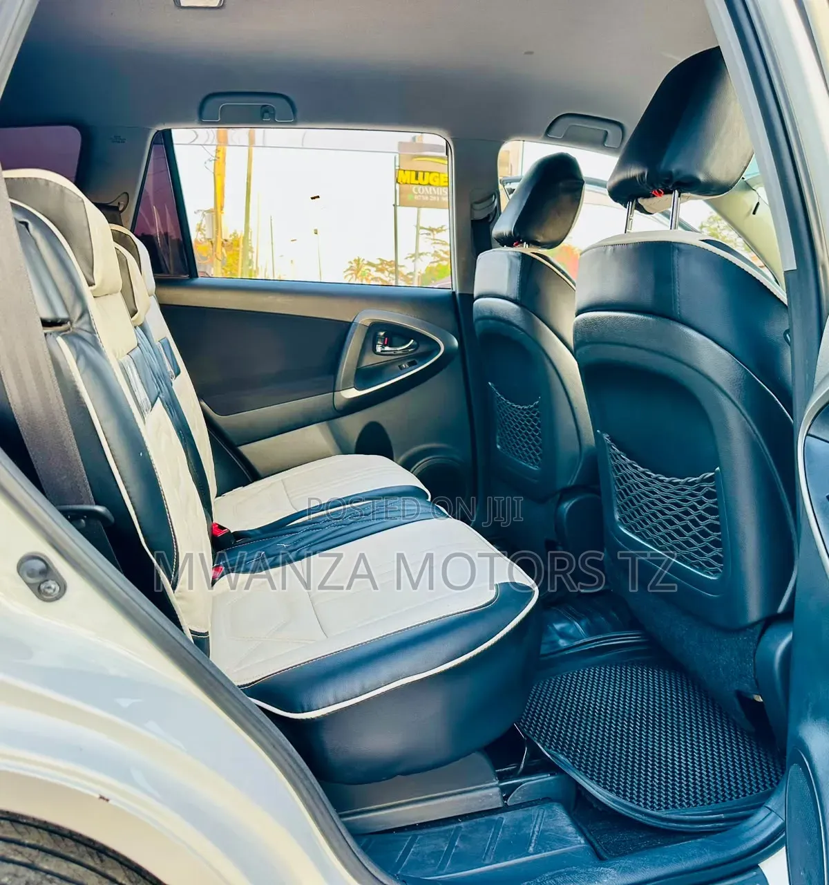 Toyota Vanguard 2010 Pearl