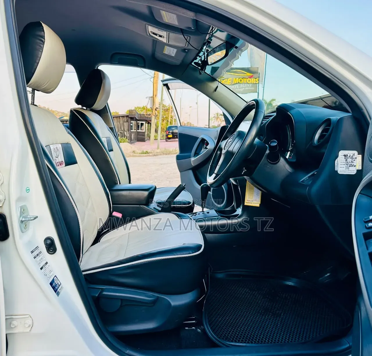 Toyota Vanguard 2010 Pearl