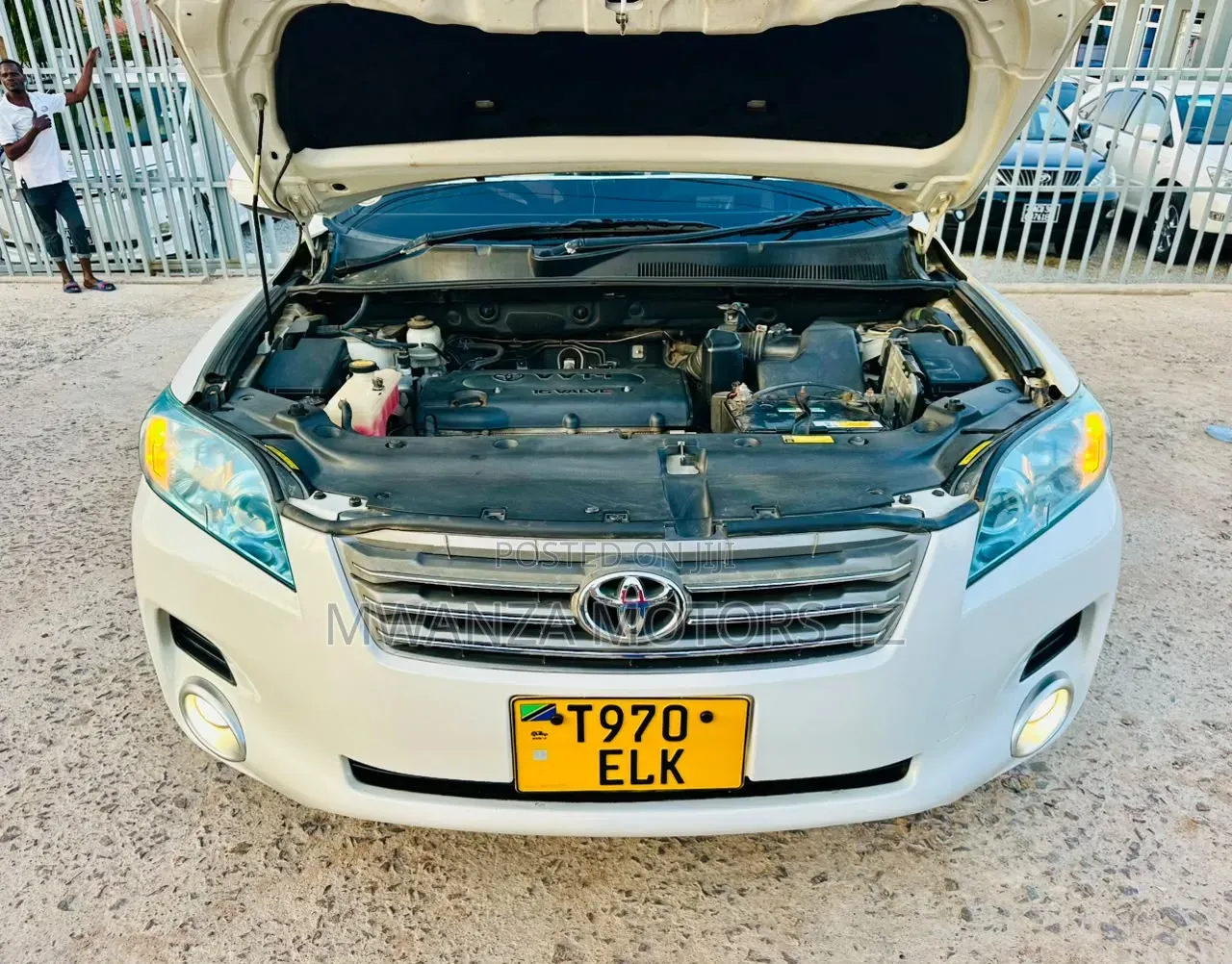 Toyota Vanguard 2010 Pearl