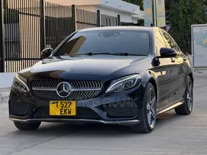 Mercedes-Benz C200 2015 Black