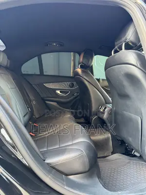 Mercedes-Benz C200 2015 Black