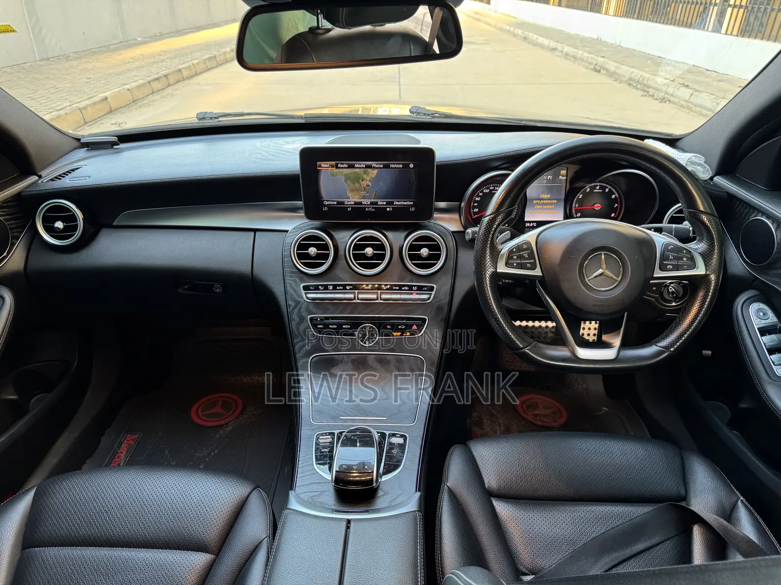 Mercedes-Benz C200 2015 Black