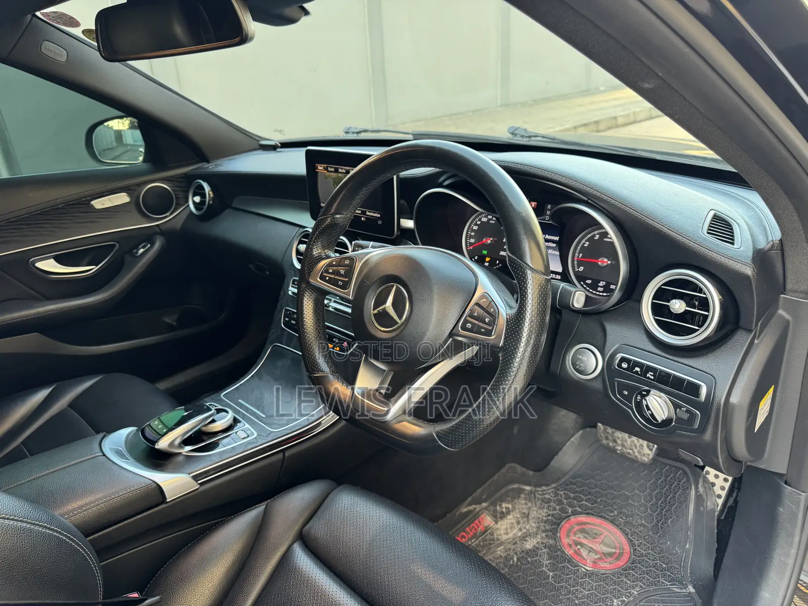Mercedes-Benz C200 2015 Black