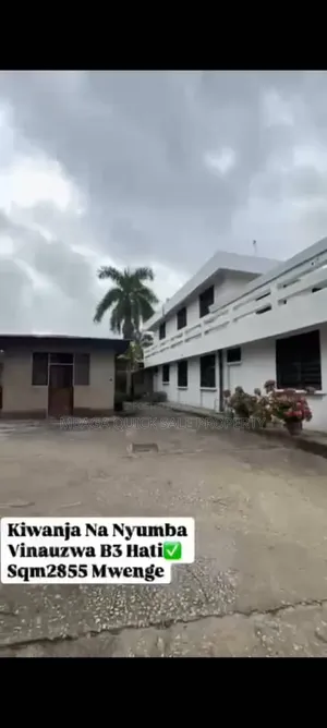 10bdrm House in Msasani for sale