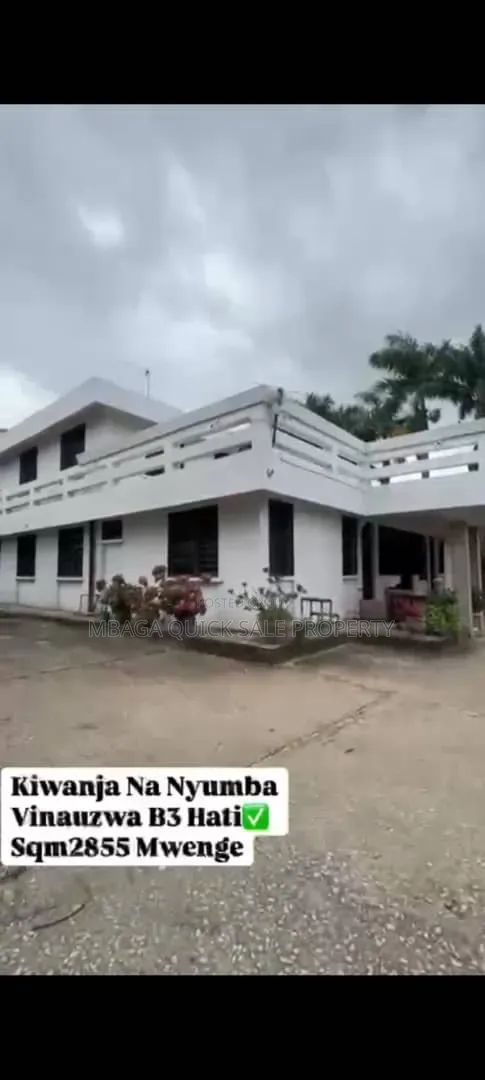 10bdrm House in Msasani for sale