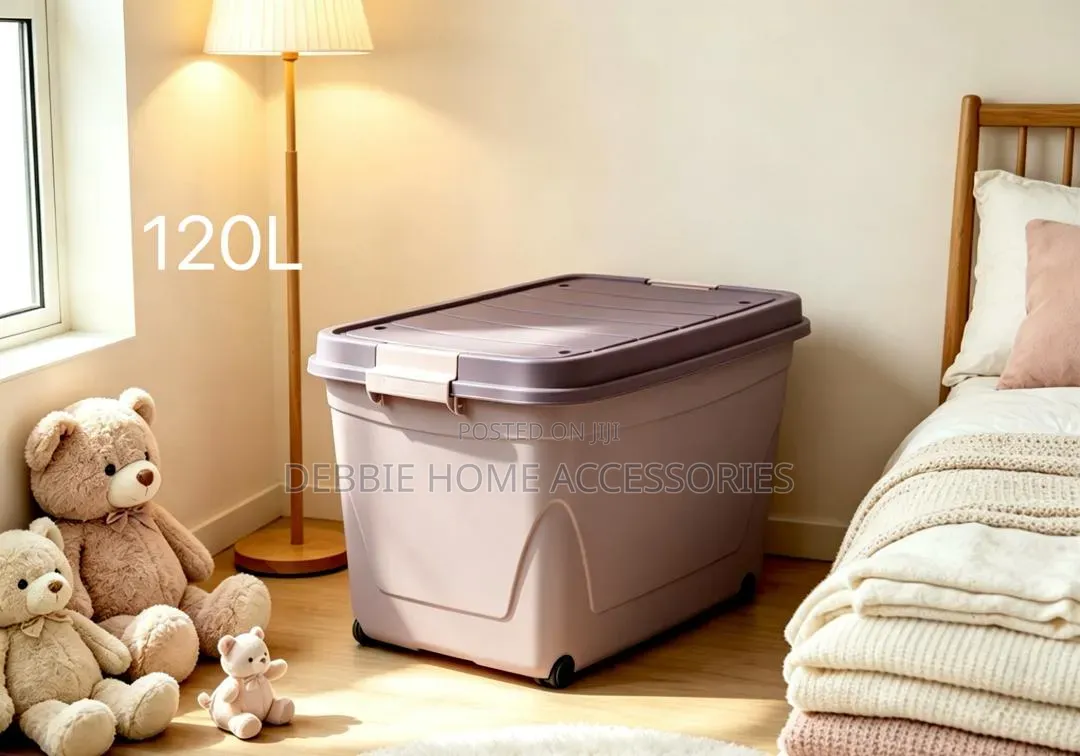 120-Liter Heavy-Duty Plastic Storage Box