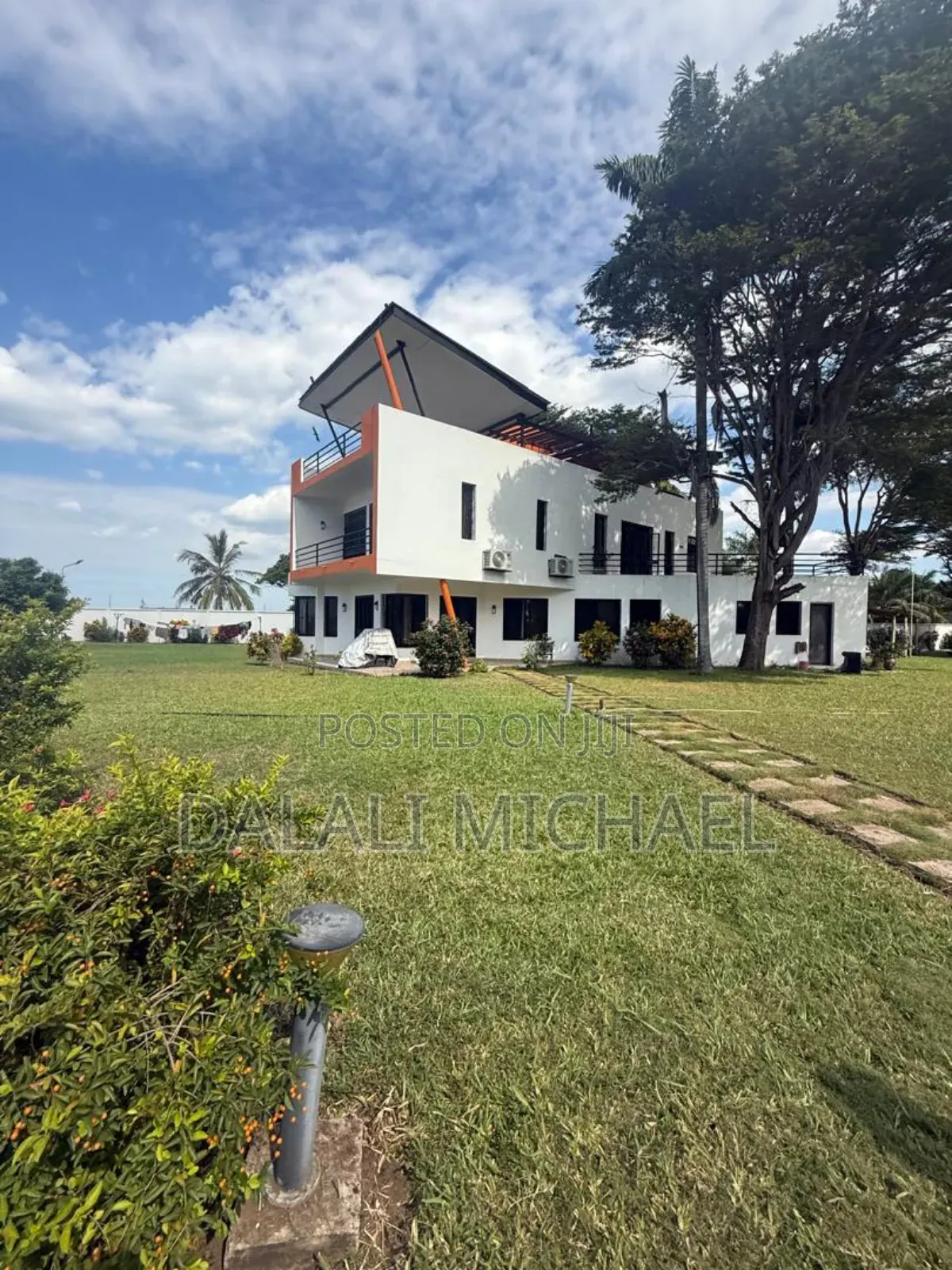 Furnished 4bdrm Villa in Kawe Beach for rent