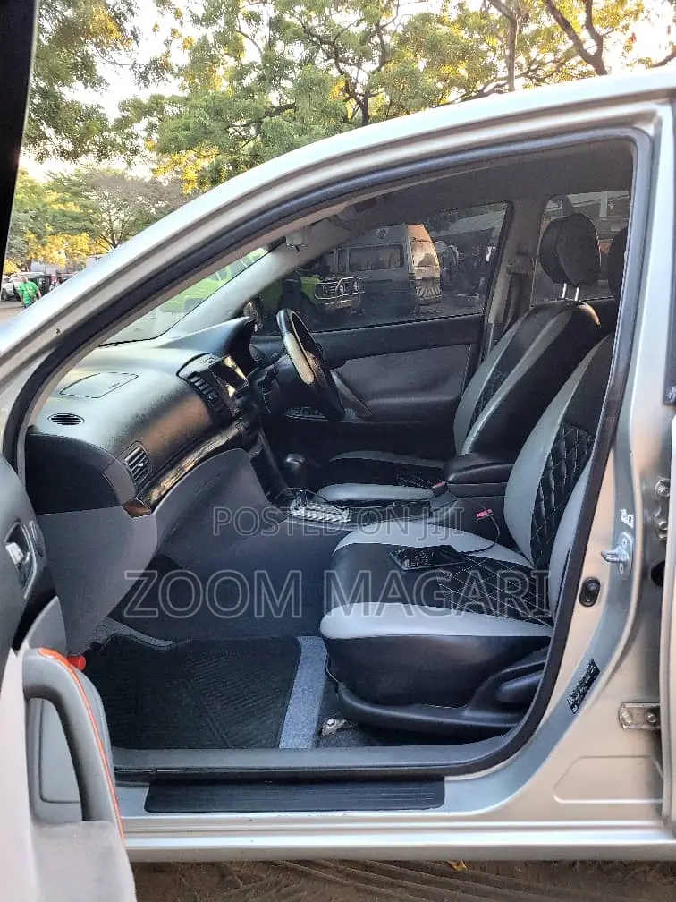 Toyota Allion 2004 Silver