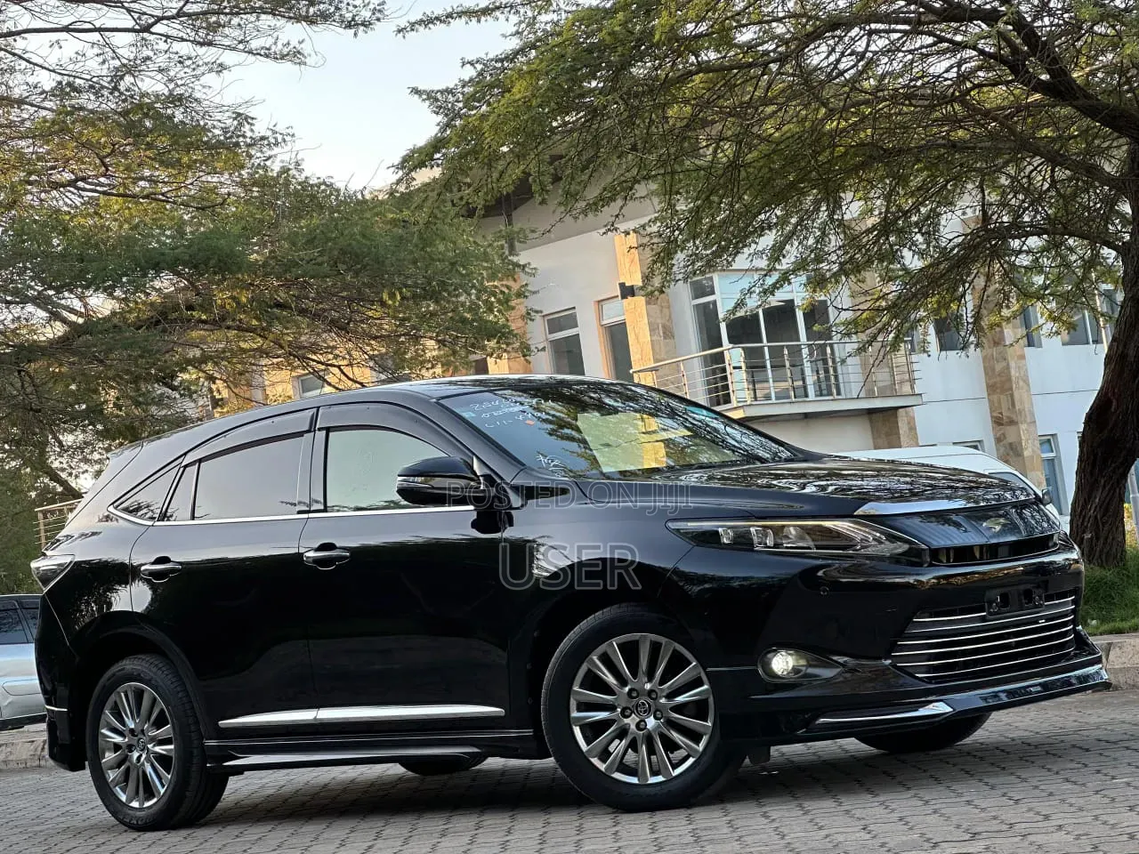 Toyota Harrier 2017 Black