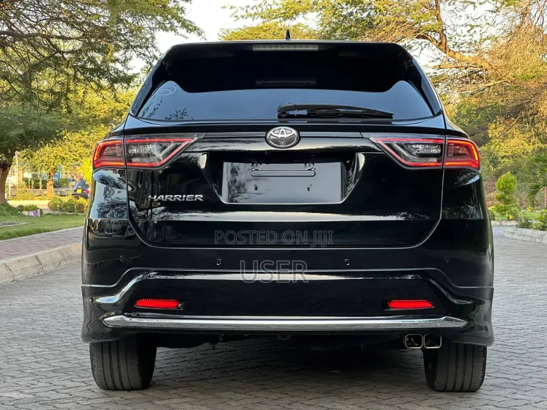 Toyota Harrier 2017 Black
