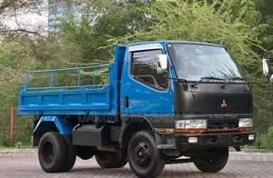 Mitsubishi Canter Tipper