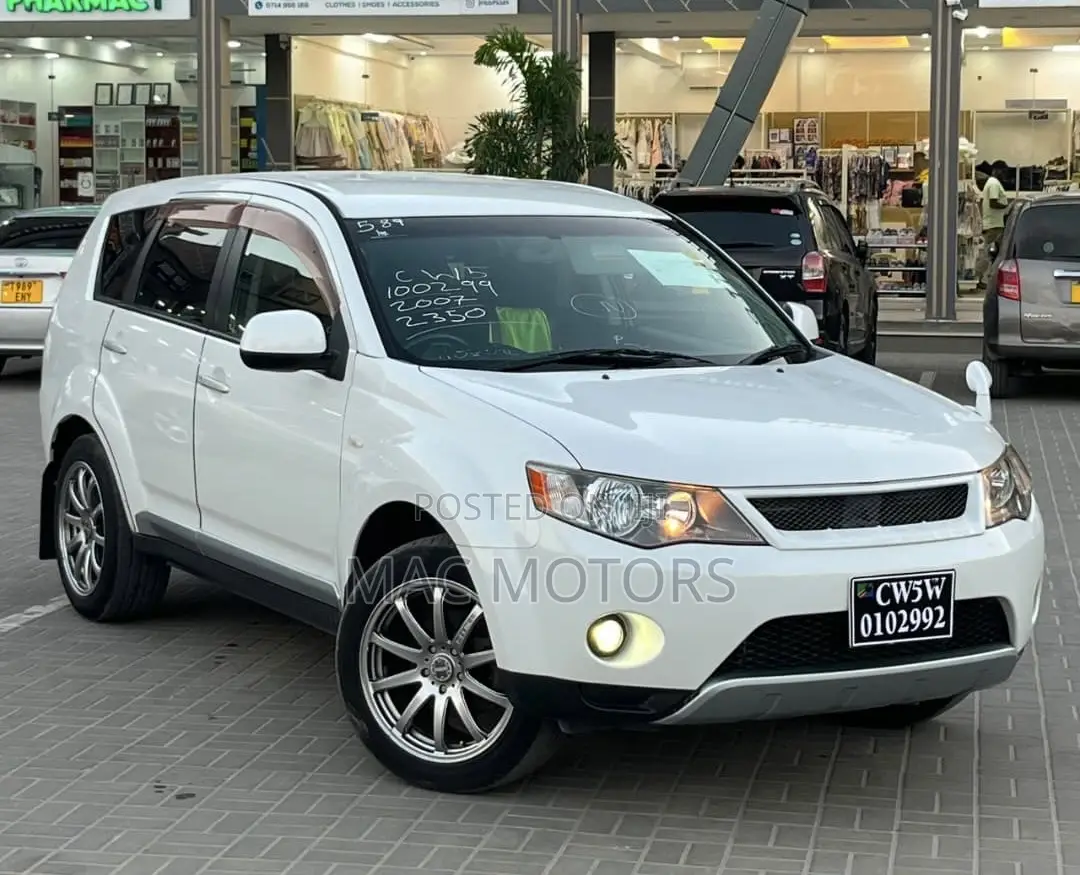 Mitsubishi Outlander 2.4 2008 White