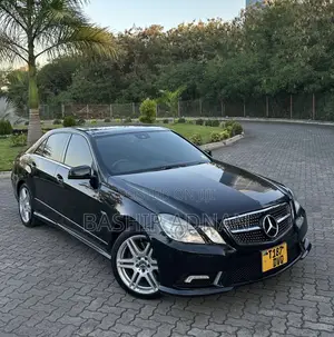 Mercedes-Benz E250 2011 Black