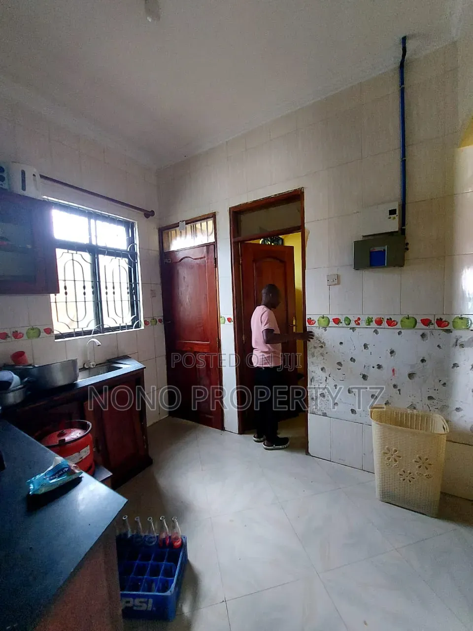 Furnished 6bdrm House in Nono, Chamazi for sale